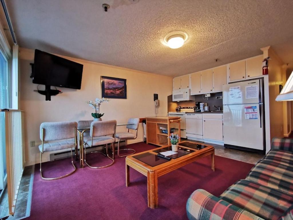 Enjoy The Long Range View, Ski In N Out Top Of The Mountain Condo Сноушу Екстер'єр фото